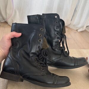 Steve Madden Black Leather Lace-Up Boots